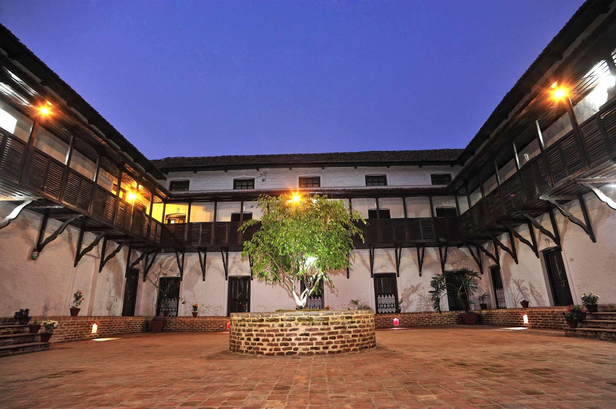 Oyo 738 Hotel Kaze Darbar Kathmandu Exterior foto